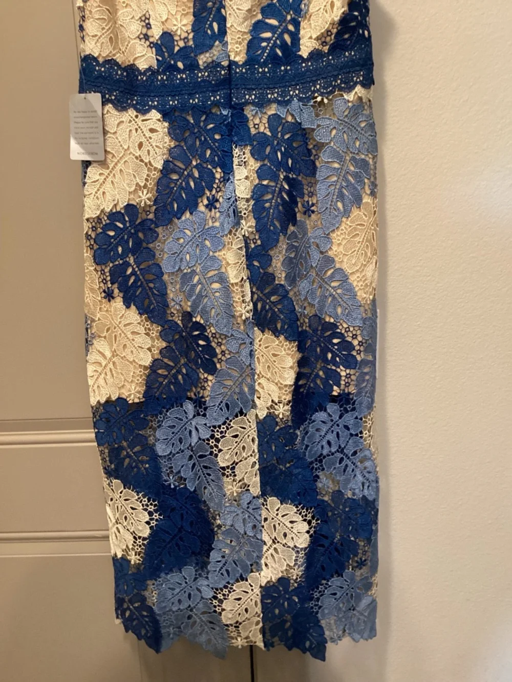 Adelyn Rae Adeline Palm Lace Midi Dress, size XL - Picture 8 of 12